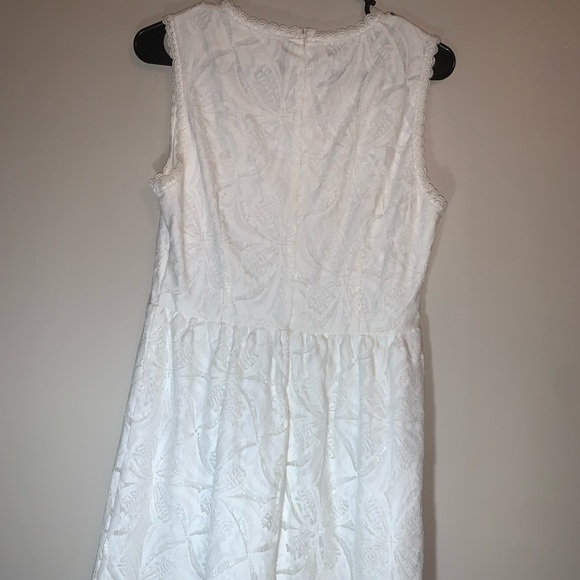 White Lace Esley Dress - Picture 2 of 4